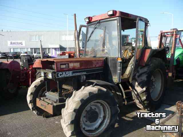 Traktoren Case-IH 845 xl