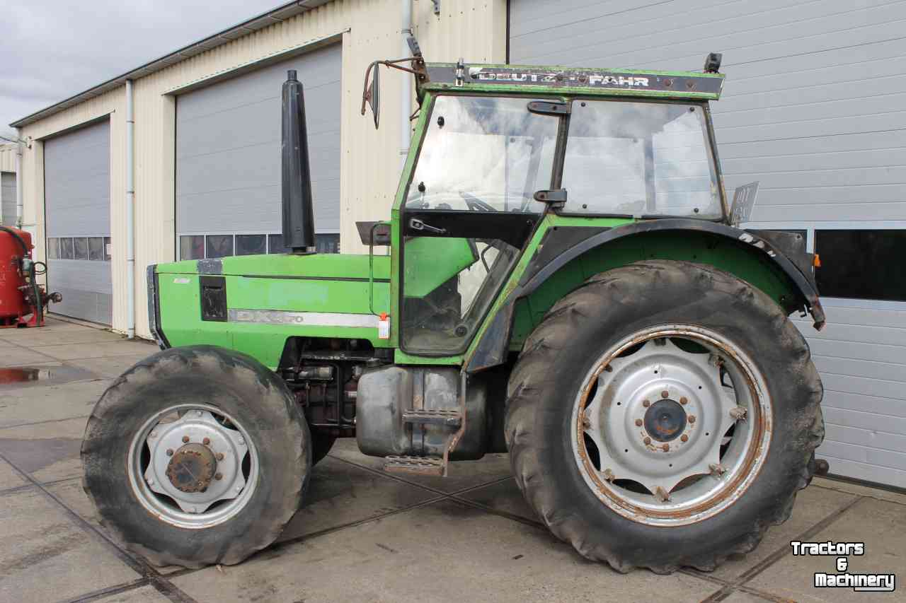 Traktoren Deutz-Fahr DX4.70 trekker Deutz tractor