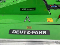 Maaier Deutz-Fahr KM 4.29F    (Kuhn PZ 300)