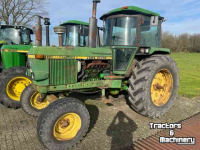 Traktoren John Deere 4040 QR