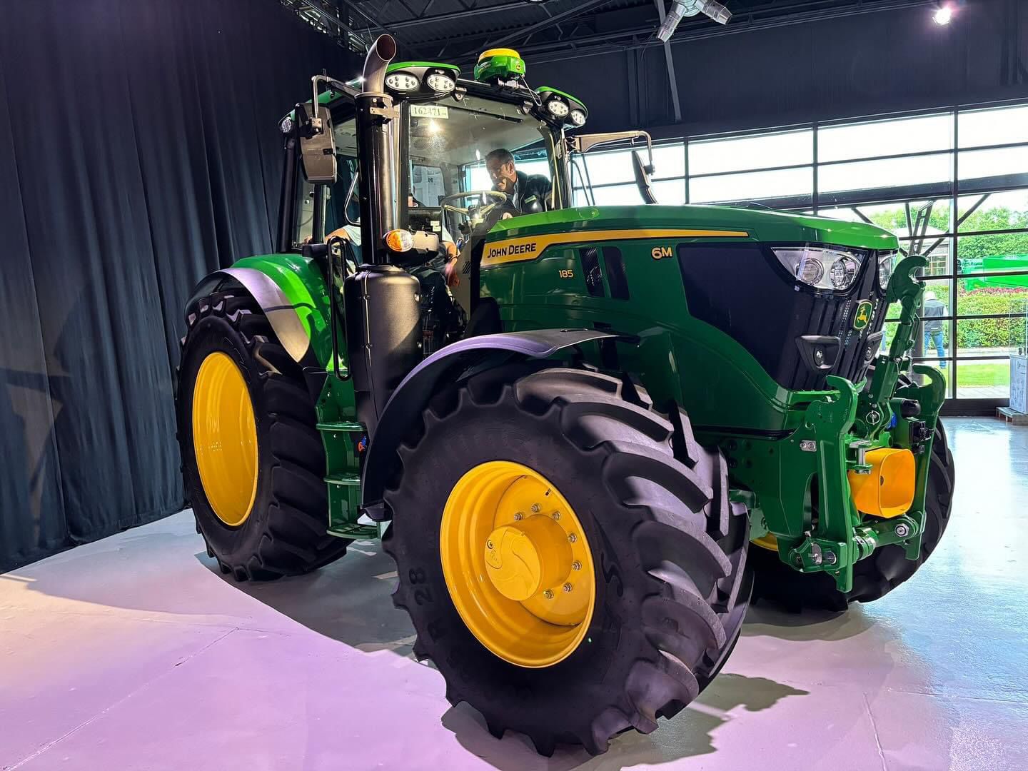 John Deere komt met nieuwe 6M-serie | LandbouwMechanisatie