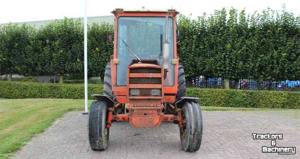 Traktoren Renault 781 2WD Tractor