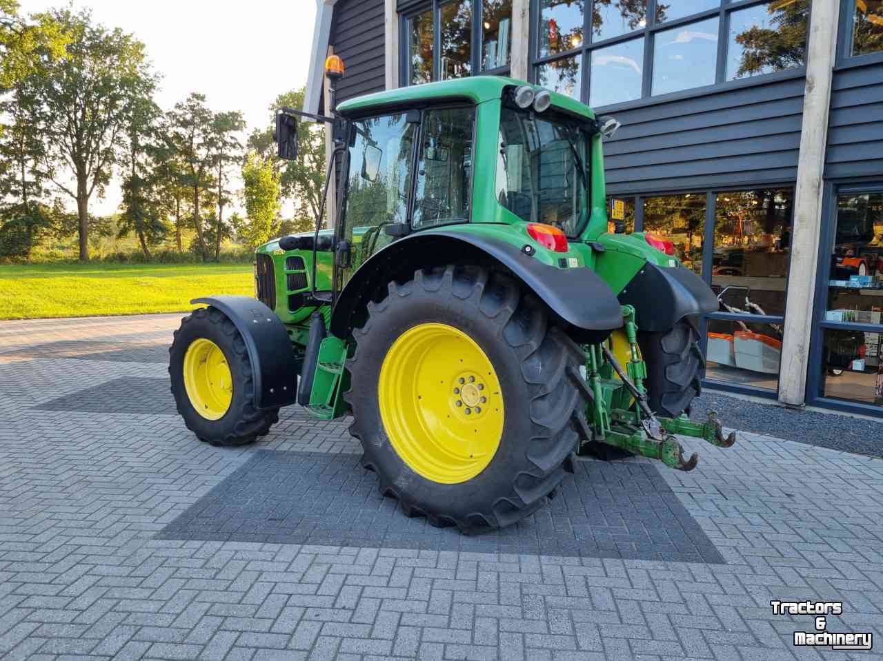 Traktoren John Deere 6230