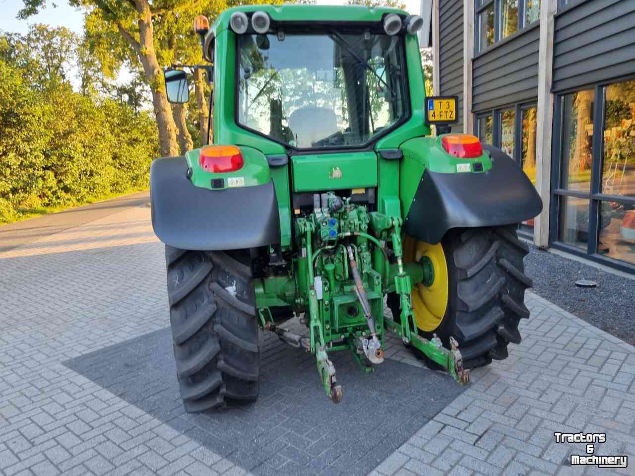 Traktoren John Deere 6230