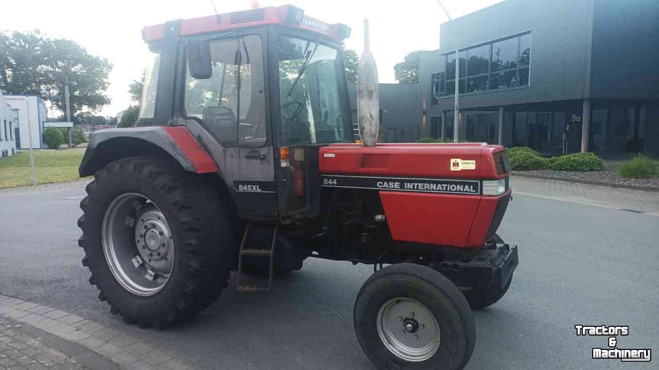 Traktoren Case-IH 845 XL 2wd