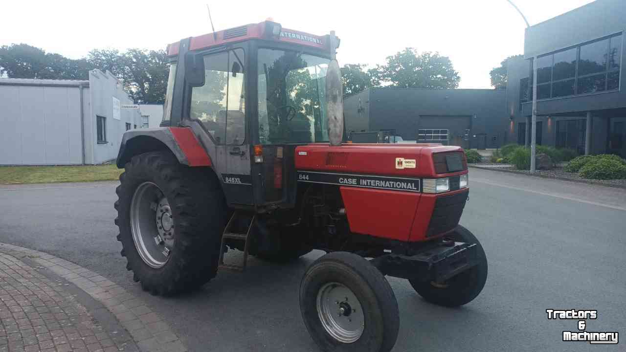 Traktoren Case-IH 845 XL 2wd