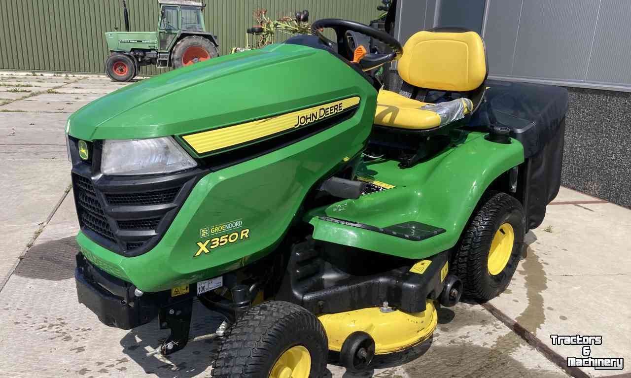 Zelfrijdende maaier John Deere X 350 R Zitmaaier