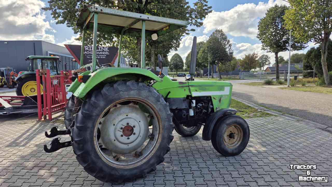 Traktoren Deutz-Fahr D6007 met kruip