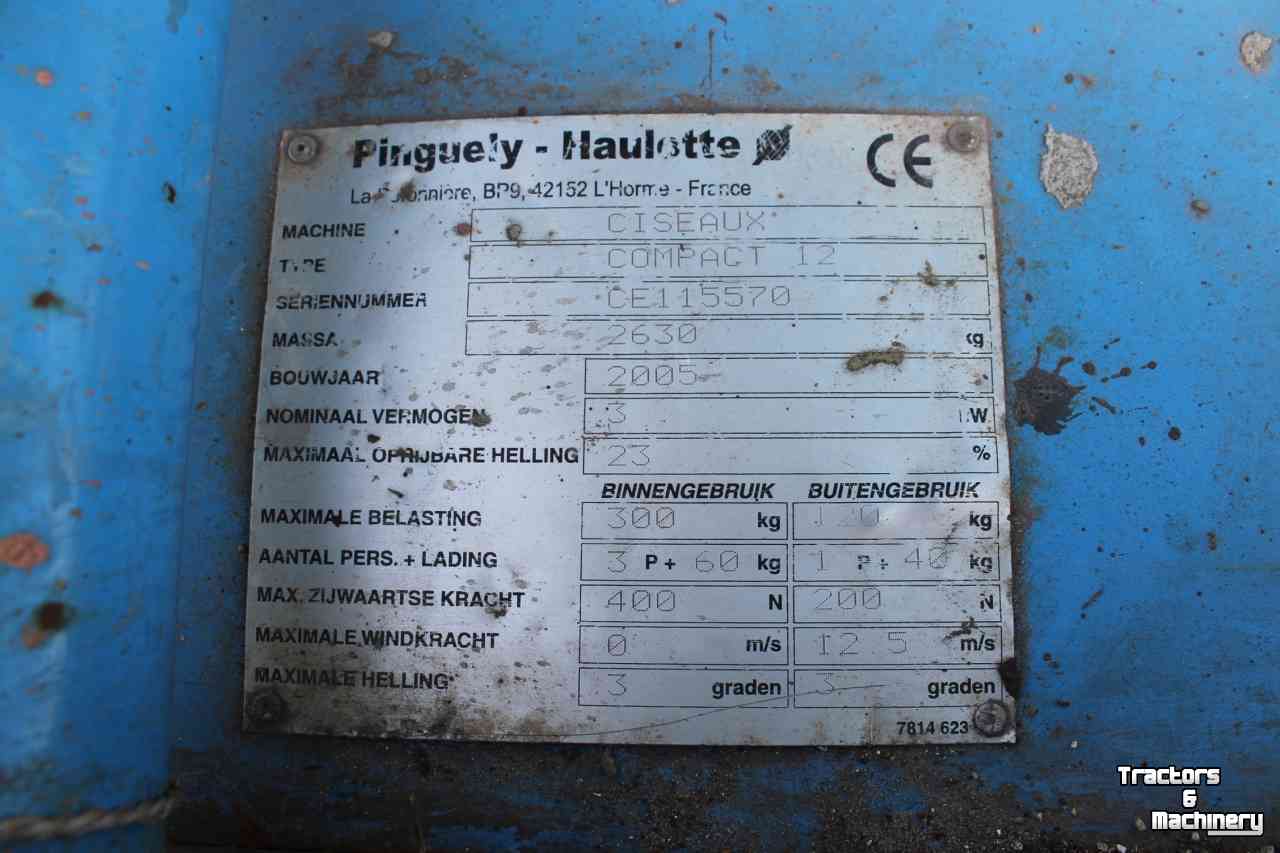 Hoogwerker Haulotte Compact-12 schaarhoogwerker Pinguely-Haulotte Ciseaux