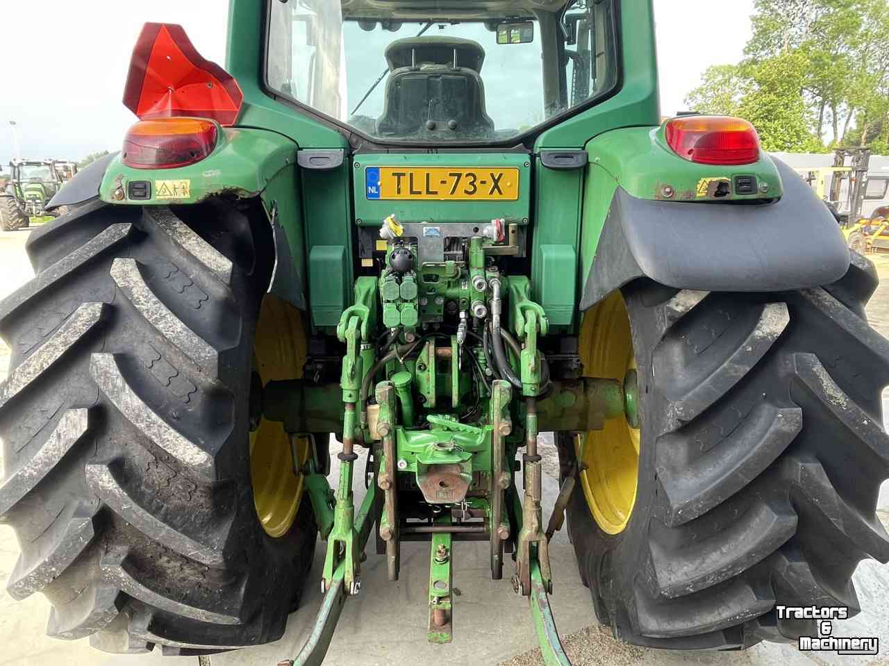 Traktoren John Deere 6320
