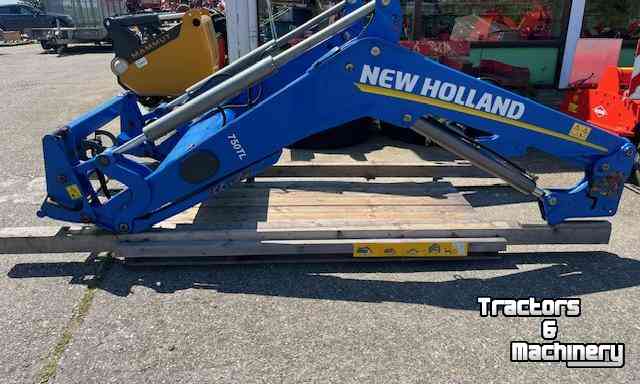 Front-laders New Holland 750 TL / Stoll FZ 30.1 Frontlader / Voorlader
