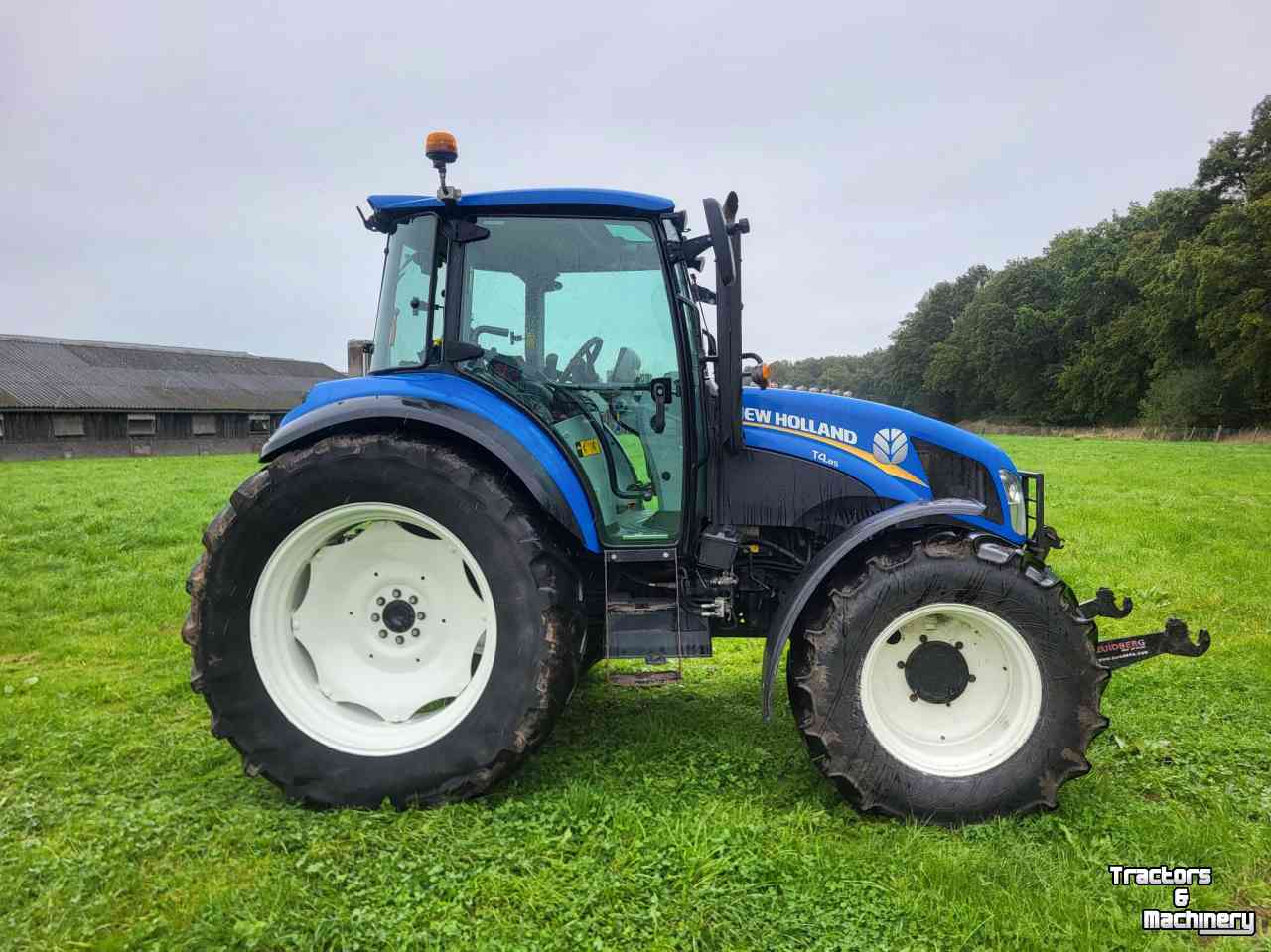 Traktoren New Holland T4.85