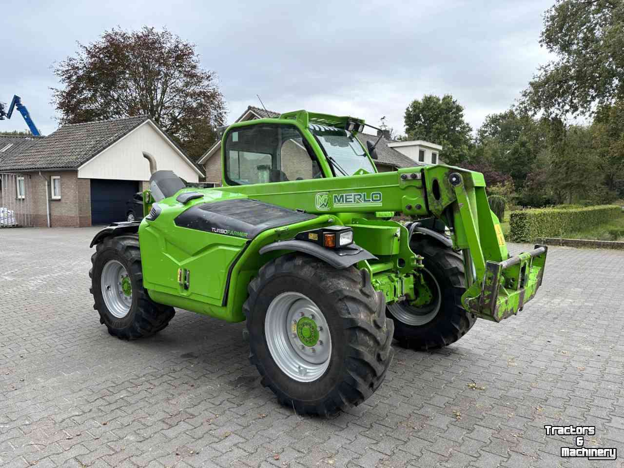 Verreiker Merlo TF 42.7 verreiker