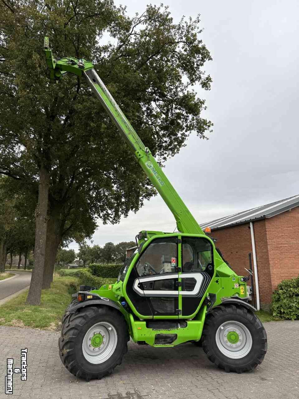 Verreiker Merlo TF 42.7 verreiker