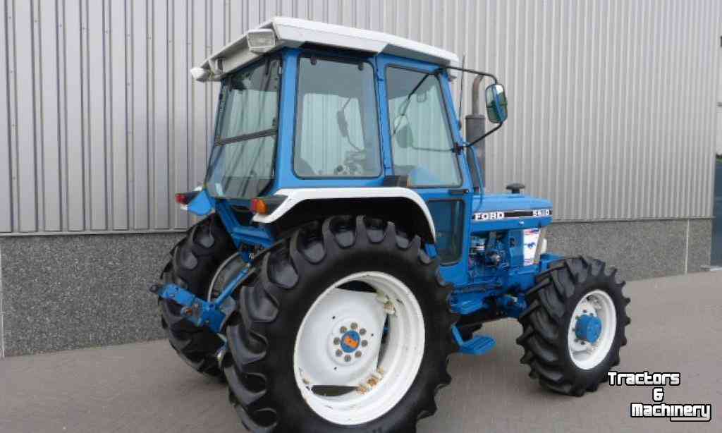 Traktoren Ford 5610 4WD Tractor