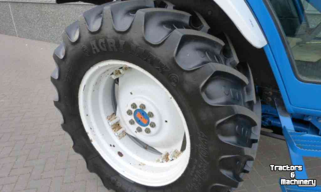 Traktoren Ford 5610 4WD Tractor