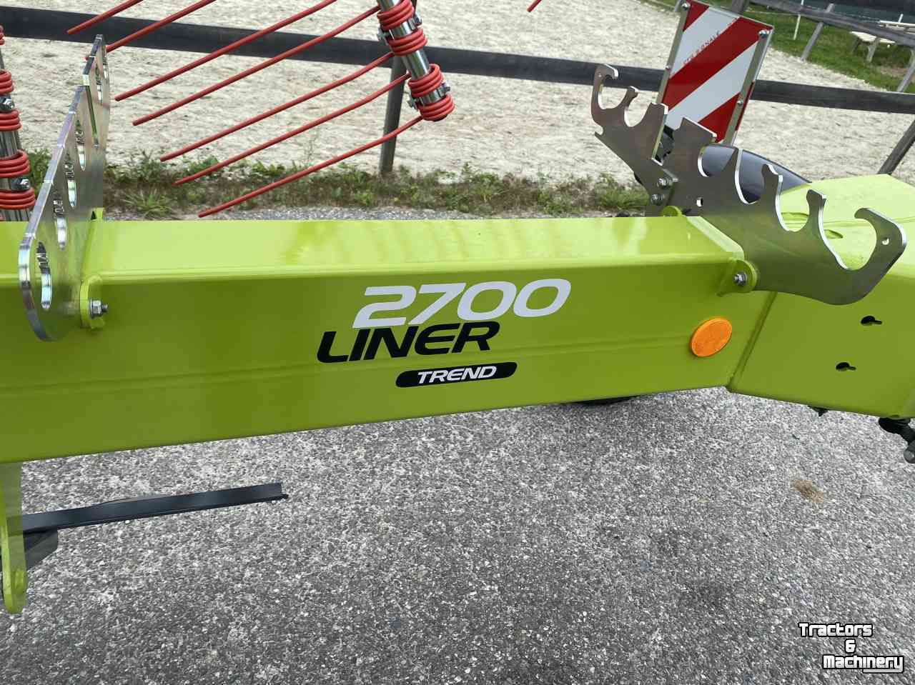 Rugger / Hark Claas Liner 2700 Trend