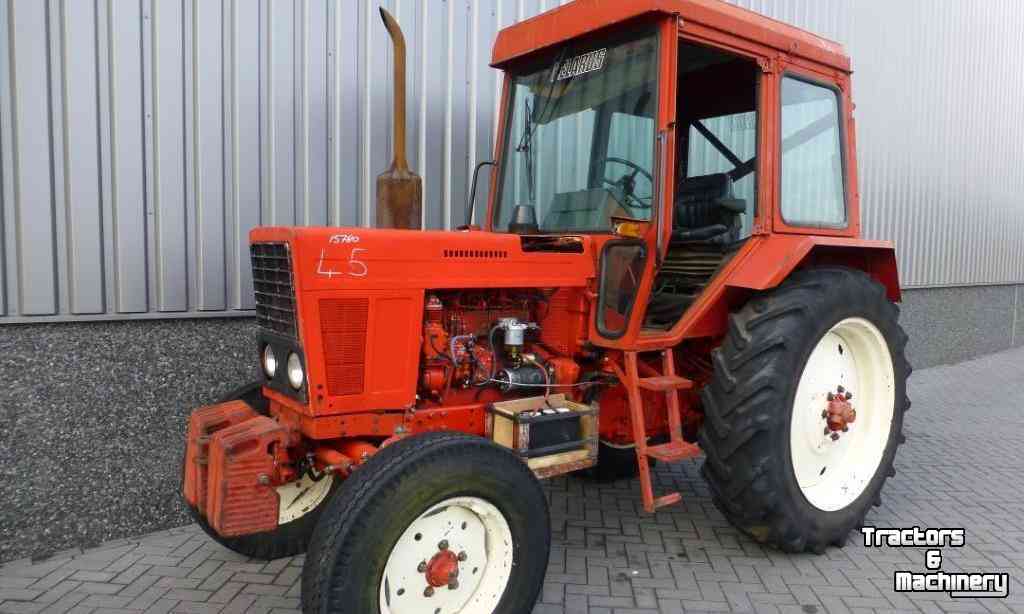 Traktoren Belarus 570