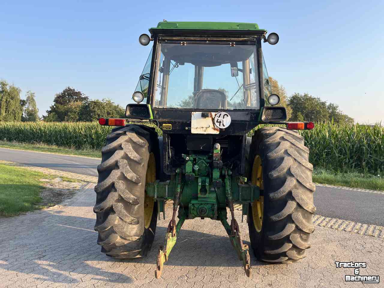 Traktoren John Deere 4255