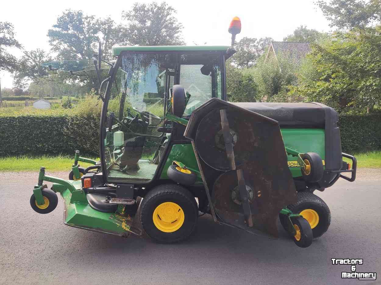 Zelfrijdende maaier John Deere 1600 Turbo