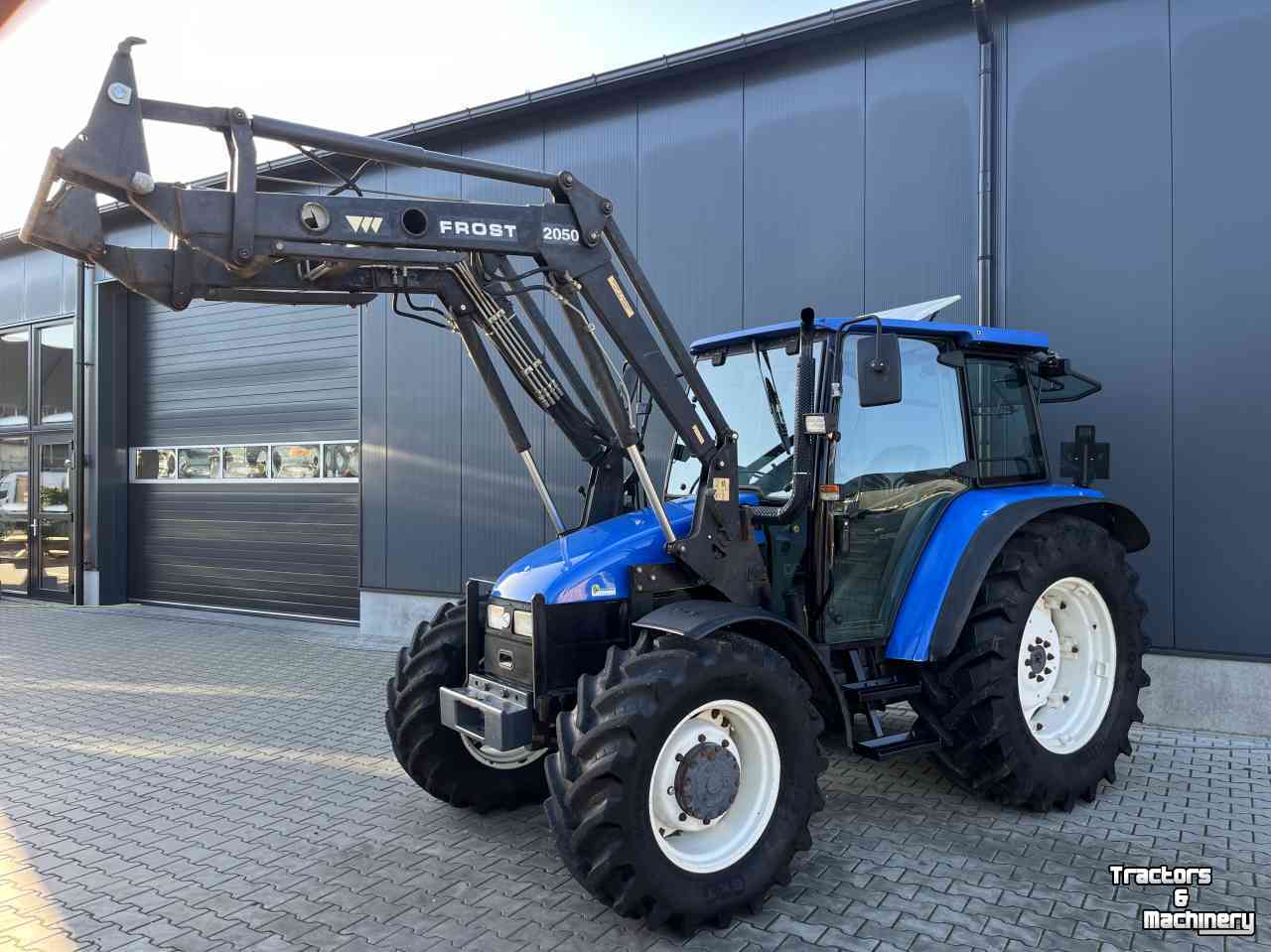 Traktoren New Holland TL90