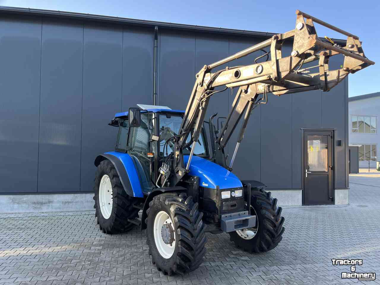 Traktoren New Holland TL90