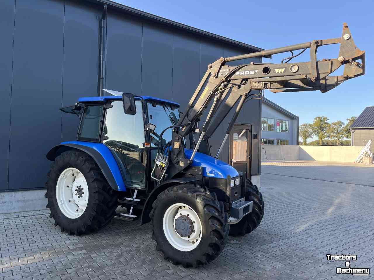 Traktoren New Holland TL90