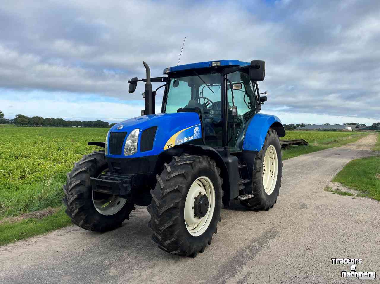 Traktoren New Holland TS115A