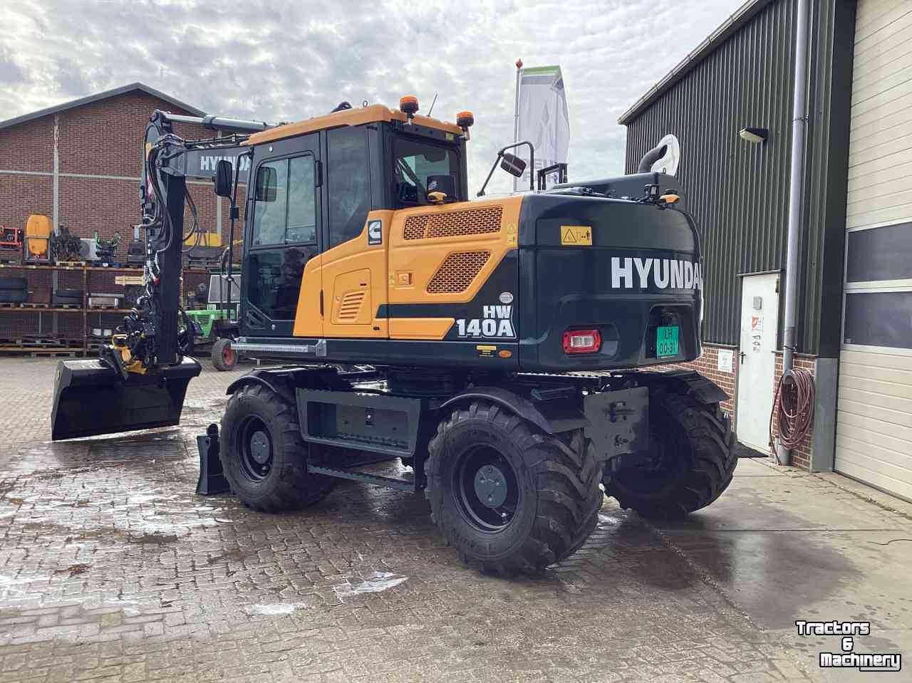 Bandenkraan Hyundai HW140A Demo bandenkraan