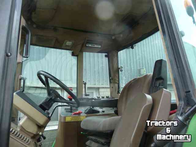 Traktoren John Deere 6100