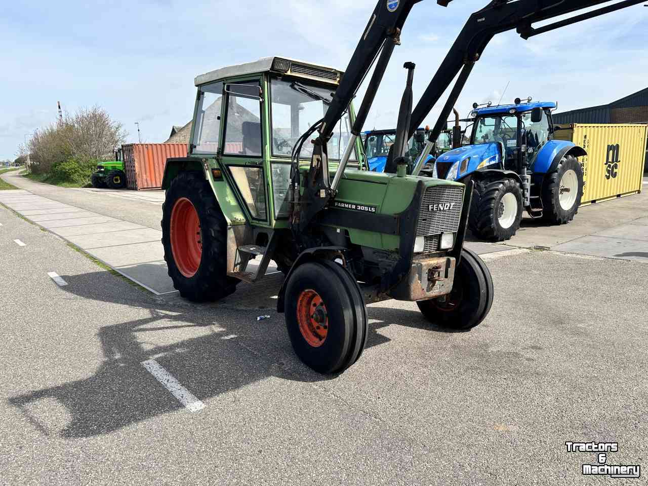 Traktoren Fendt 305 LS