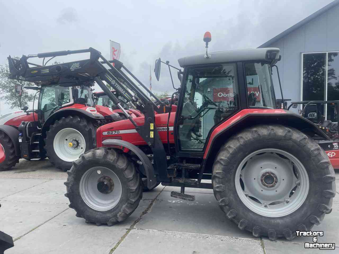 Traktoren Massey Ferguson 6270 met voorlader