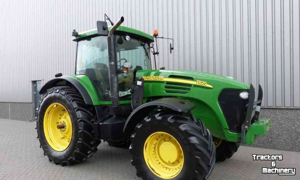 Traktoren John Deere 7820 Tractor