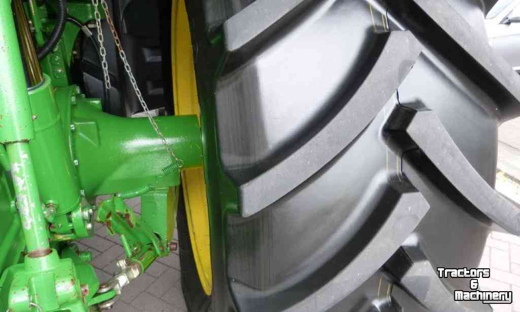 Traktoren John Deere 7820 Tractor