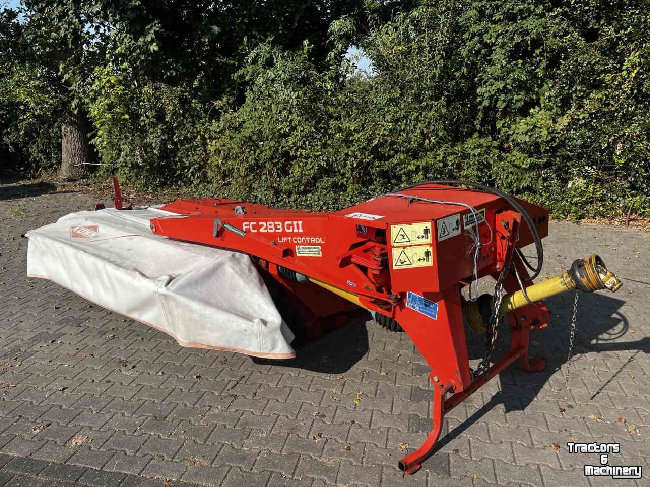 Maaier Kuhn FC 283 GII Lift control