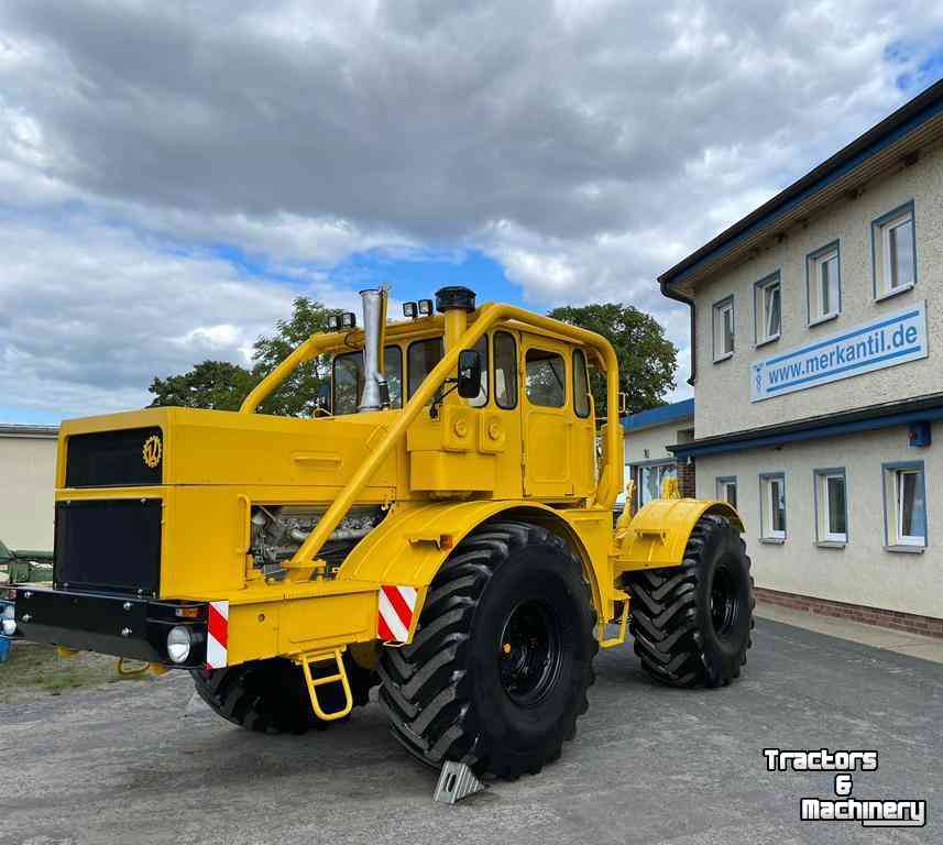 Traktoren Kirovets K 700 A
