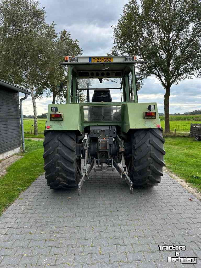 Traktoren Fendt Favorit 611 LS