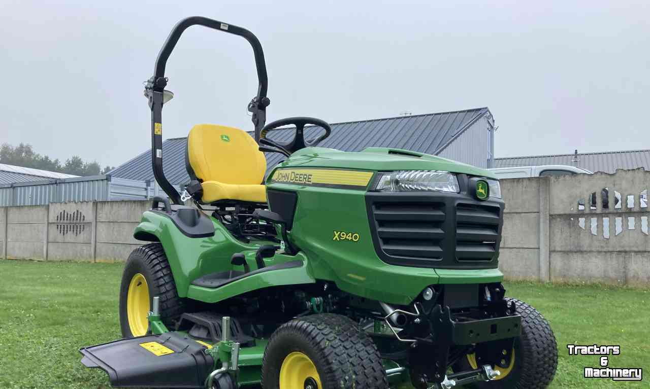 Zelfrijdende maaier John Deere X940 Zitmaaier