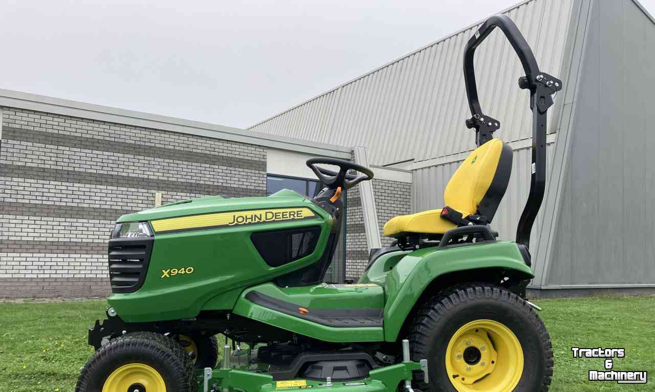 Zelfrijdende maaier John Deere X940 Zitmaaier