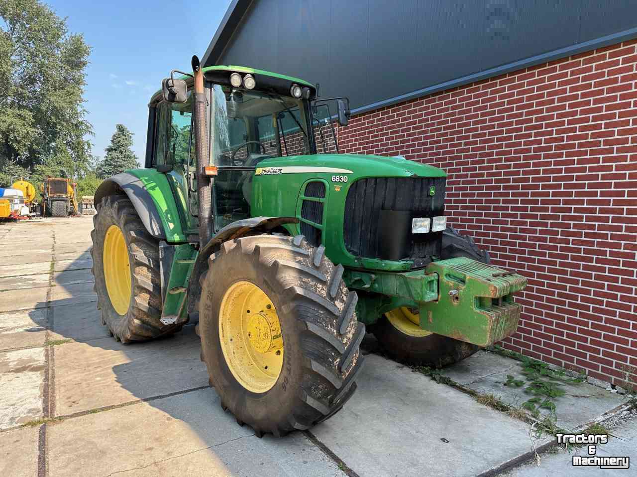 Traktoren John Deere 6830