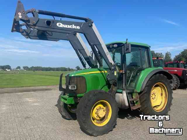 Traktoren John Deere 6220 PQ