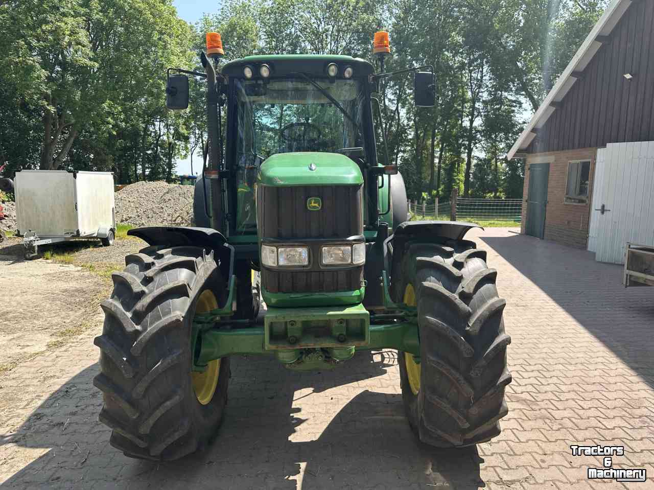 Traktoren John Deere 6520