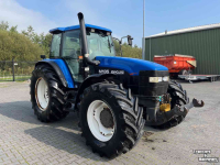 Traktoren New Holland M135 Range Command, Creeper