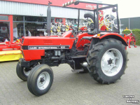 Traktoren Case-IH 633