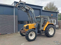 Traktoren Renault Ceres 75 met voorlader