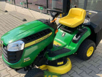 Zelfrijdende maaier John Deere X116R Zitmaaier