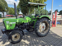 Traktoren Deutz-Fahr D6007 met kruip