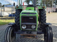 Traktoren Deutz-Fahr D6007 met kruip