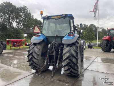 Traktoren New Holland 8360 range command