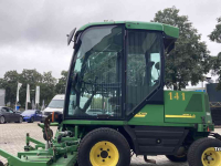 Zelfrijdende maaier John Deere 1505 Professionele Zitmaaier